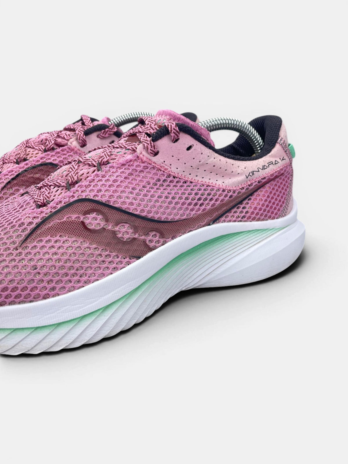 Saucony Sneakers — buty sportowe damskie w bardzo dobrym stanie rozmiar 42, opcjonalne zdjęcie 1