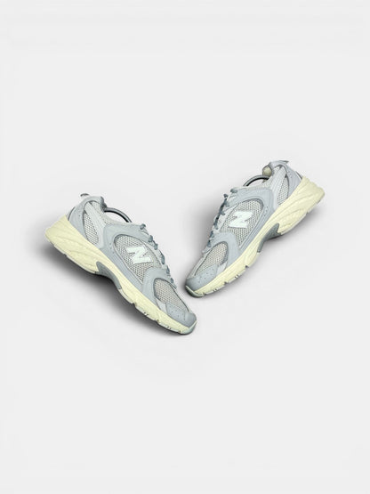 New Balance 530 ABZORB — buty sportowe męskie w bardzo dobrym stanie rozmiar 43, widok z góry na wewnętrzną stronę butów