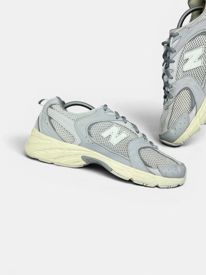 New Balance 530 ABZORB — buty sportowe męskie w bardzo dobrym stanie rozmiar 43, wewnętrzny panel lewego buta