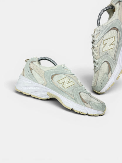 New Balance 530 — buty sportowe damskie w bardzo dobrym stanie rozmiar 40.5, wewnętrzny panel lewego buta