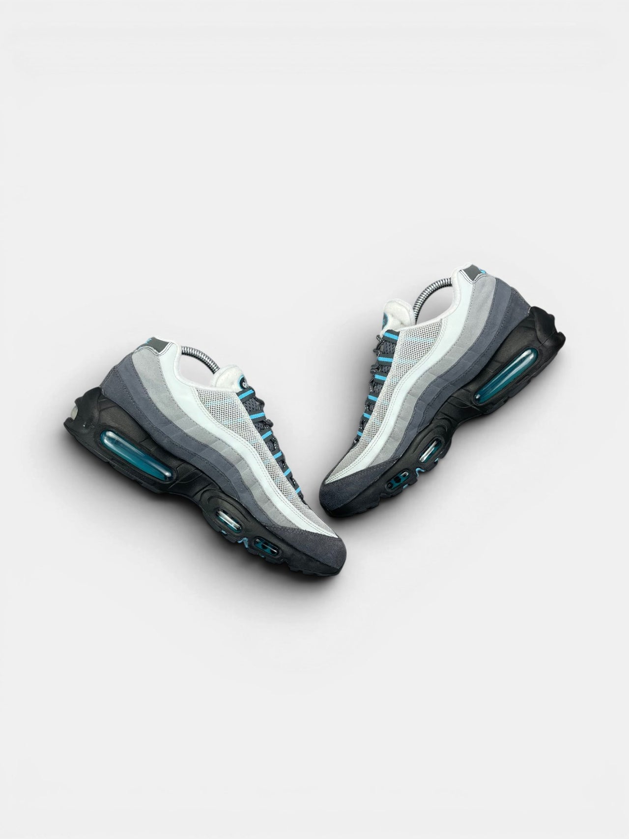 Nike Air Max 95 Baltic Blue — buty sportowe męskie w bardzo dobrym stanie rozmiar 42, para butów