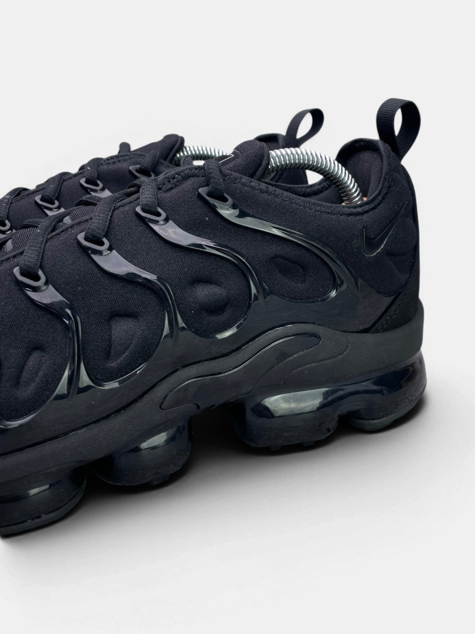 Nike Air VaporMax Plus Triple Black — buty sportowe męskie w bardzo dobrym stanie rozmiar 43, detal