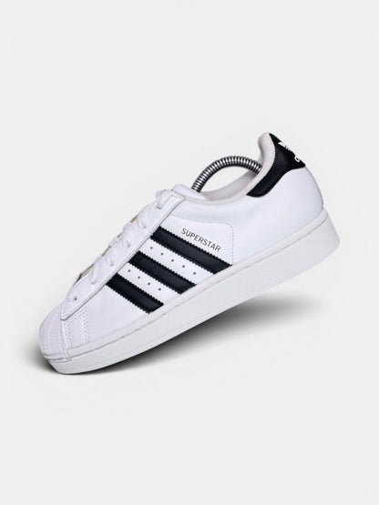 Adidas Superstar II Cloud White Black — buty sportowe damskie w bardzo dobrym stanie rozmiar 38, boczny profil, lewa strona