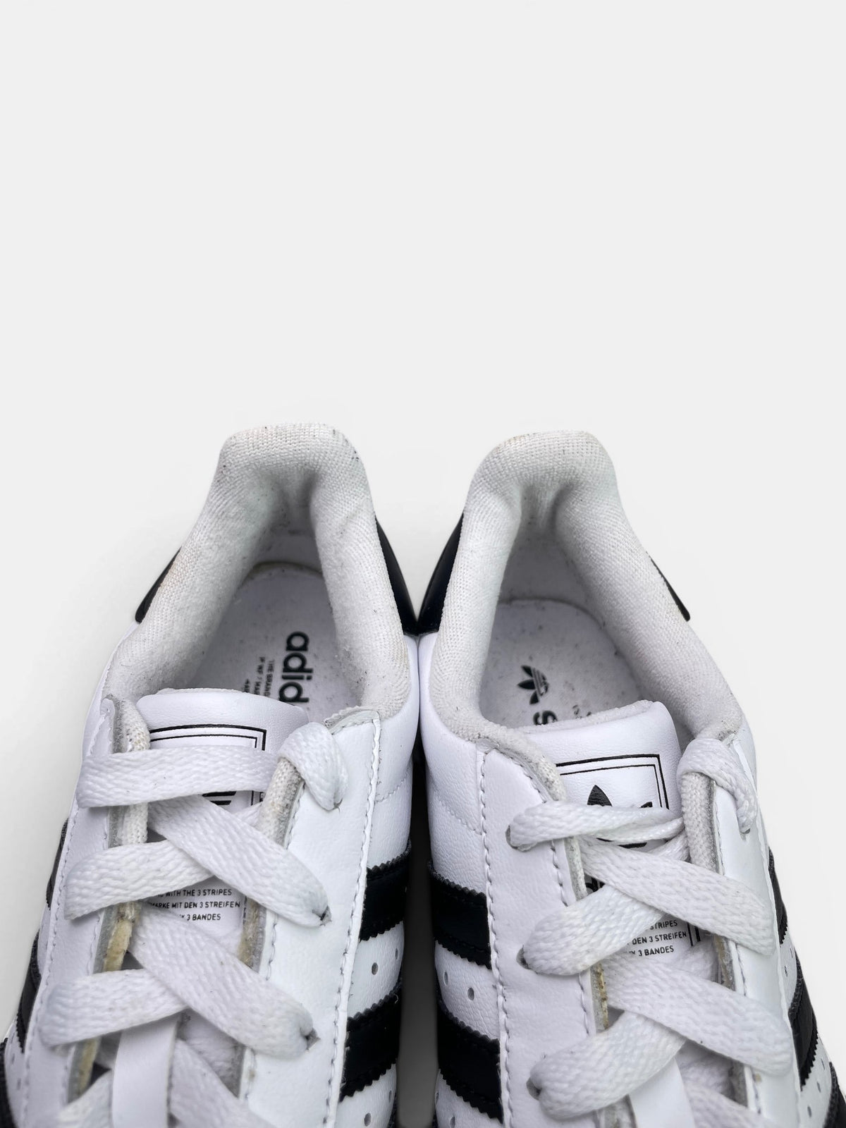 Adidas Superstar II Cloud White Black — buty sportowe damskie w bardzo dobrym stanie rozmiar 38, wkładka