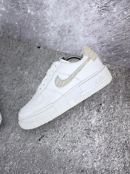 Nike Air Force 1 Low rozmiar 39