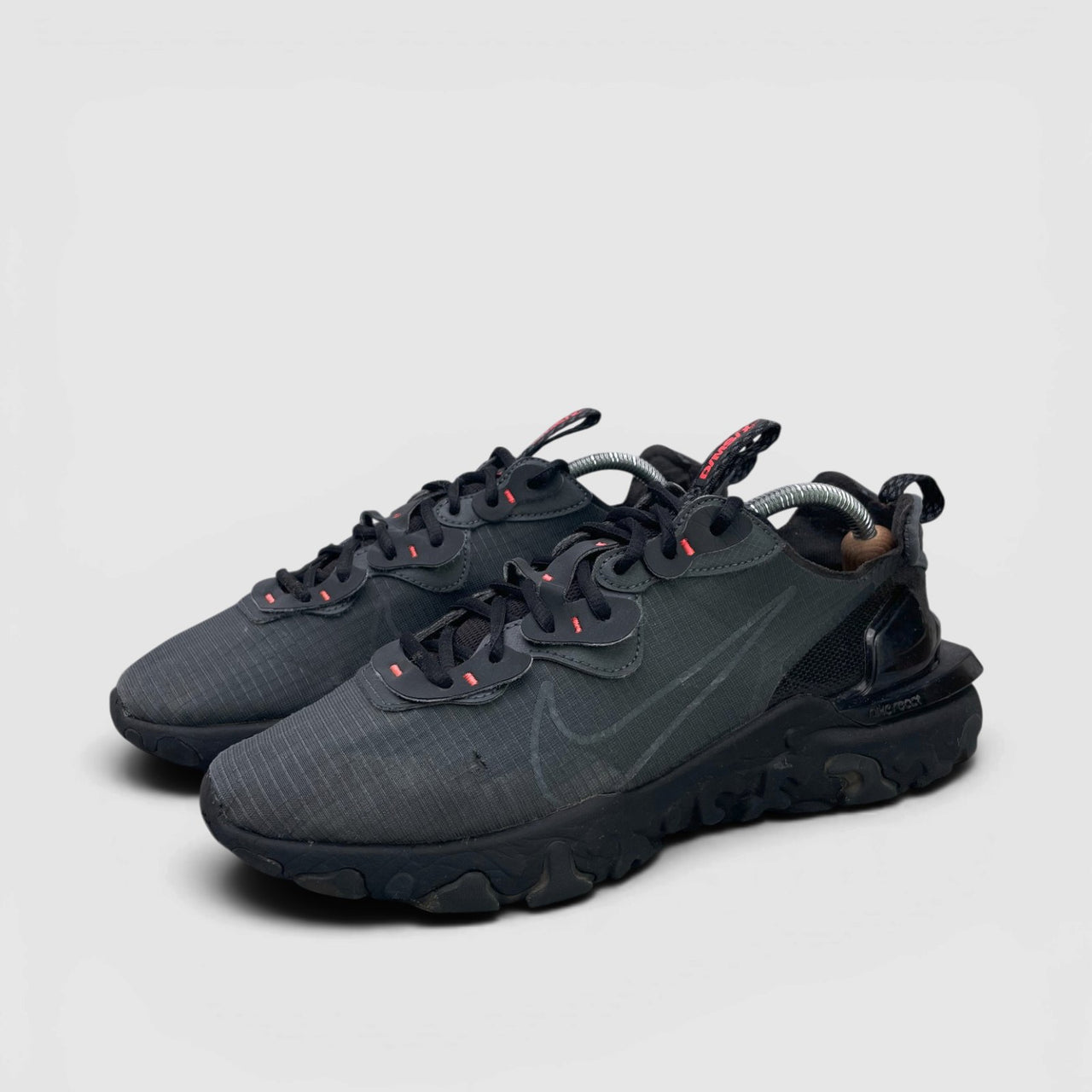 Nike React Vision Anthracite — buty sportowe męskie w bardzo dobrym stanie rozmiar 44, para butów