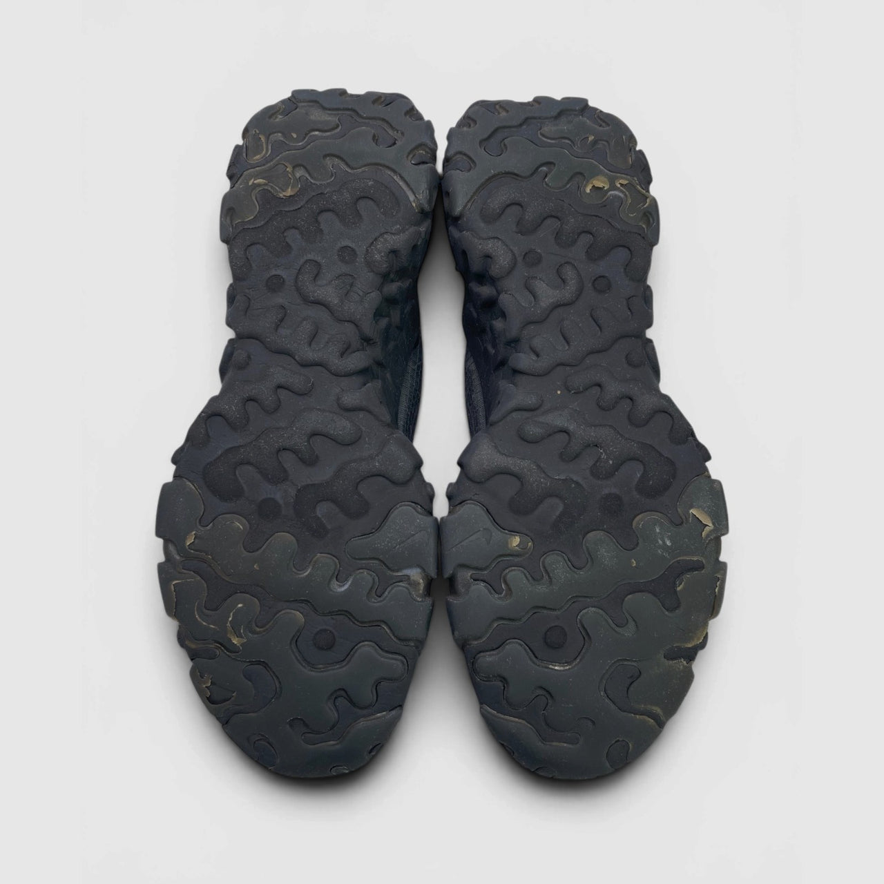 Nike React Vision Anthracite — buty sportowe męskie w bardzo dobrym stanie rozmiar 44, podeszwa