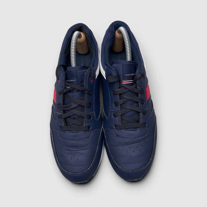 Tommy Hilfiger Jim — buty sportowe męskie w dobrym stanie rozmiar 40, widok z góry