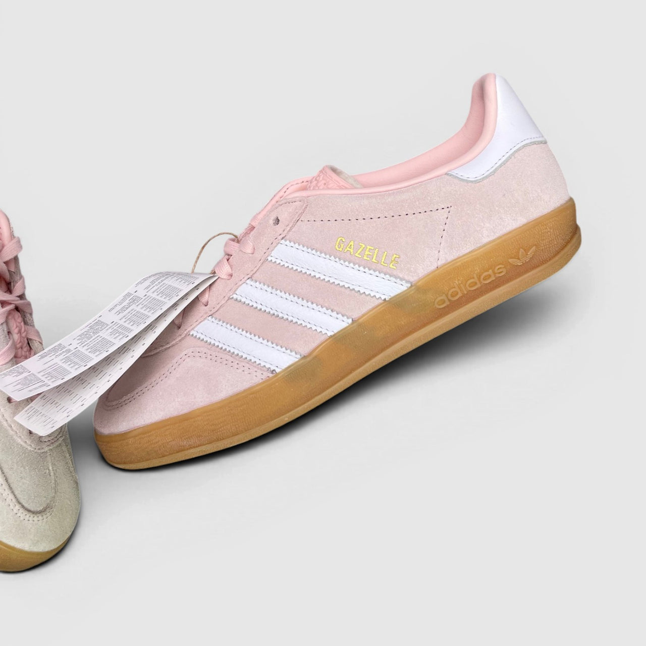 Adidas Gazelle Sandy Pink Gum — buty sportowe damskie nowe rozmiar 38 2/3, boczny profil, prawa strona