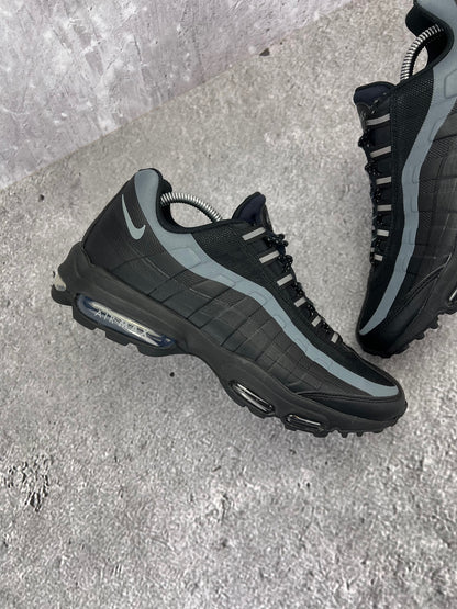 Nike Air Max 95 rozmiar 42.5
