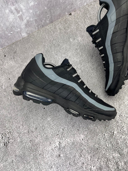 Nike Air Max 95 rozmiar 42.5