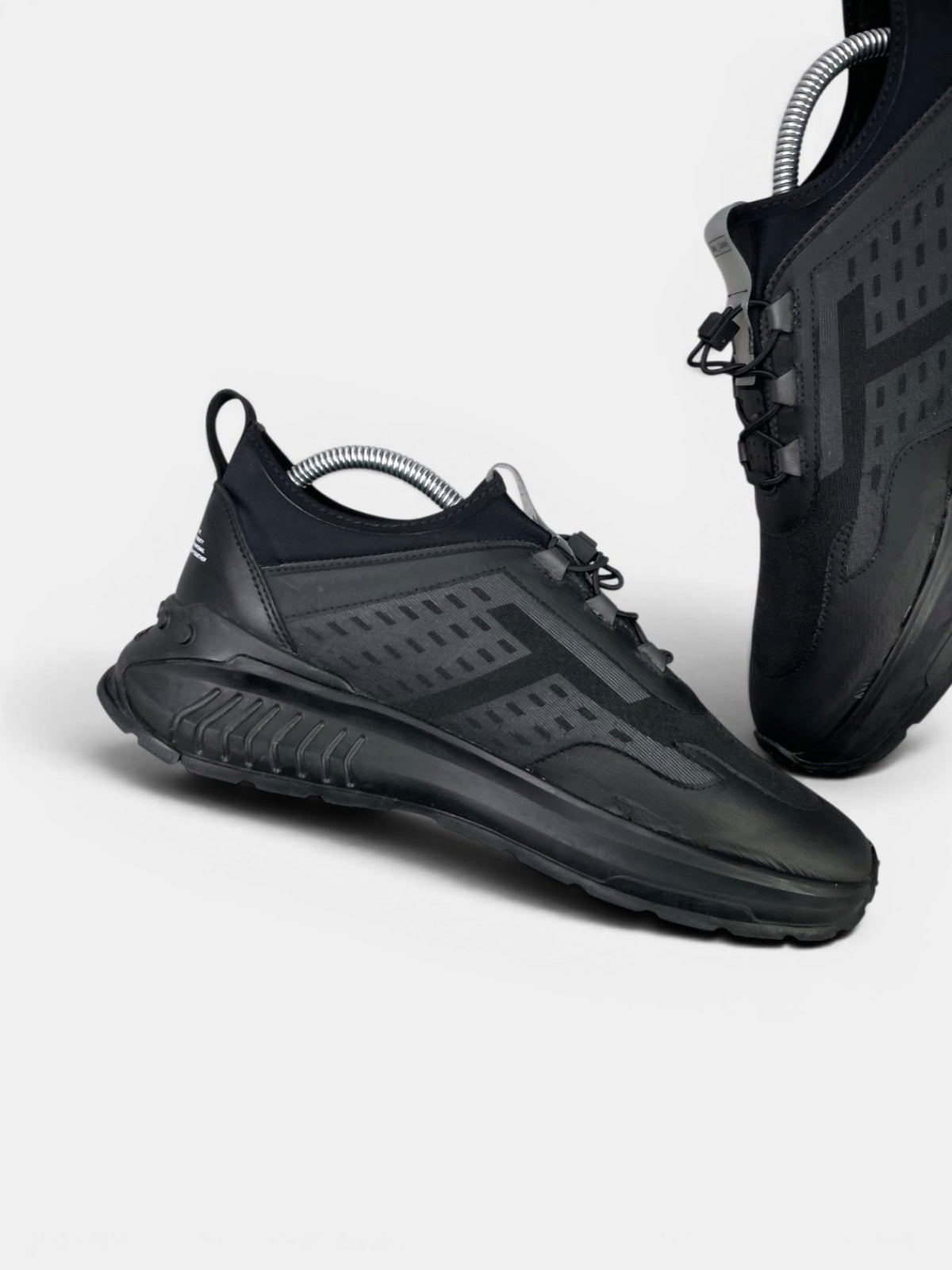 Tod'S Tods Sneakers — buty sportowe męskie w bardzo dobrym stanie rozmiar 40, boczny profil, lewa strona