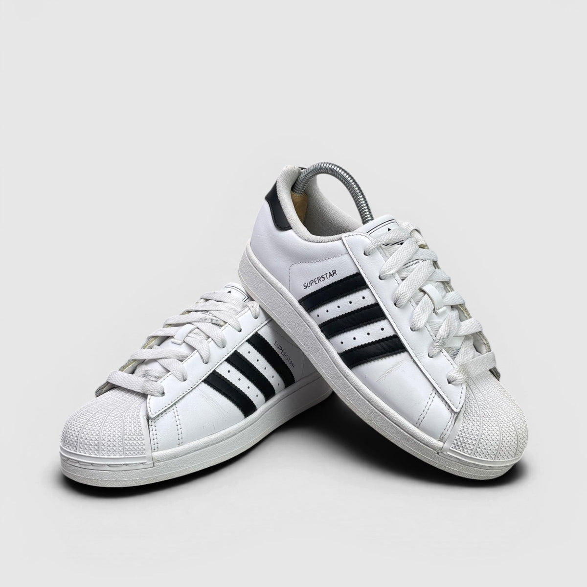 Adidas Superstar II Cloud White Black — buty sportowe damskie w bardzo dobrym stanie rozmiar 38 2/3, para butów