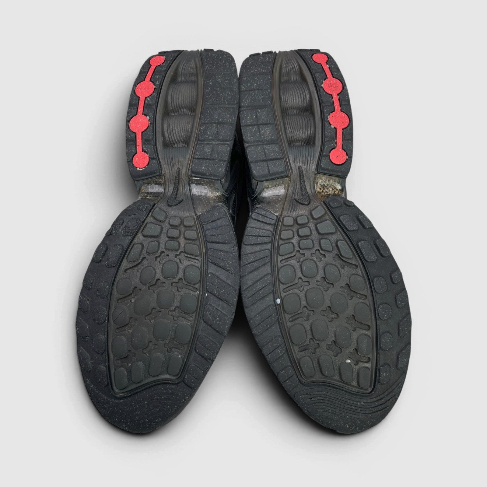 Nike Air Max Dn Black Metallic Grey — buty sportowe męskie w bardzo dobrym stanie rozmiar 43, podeszwa