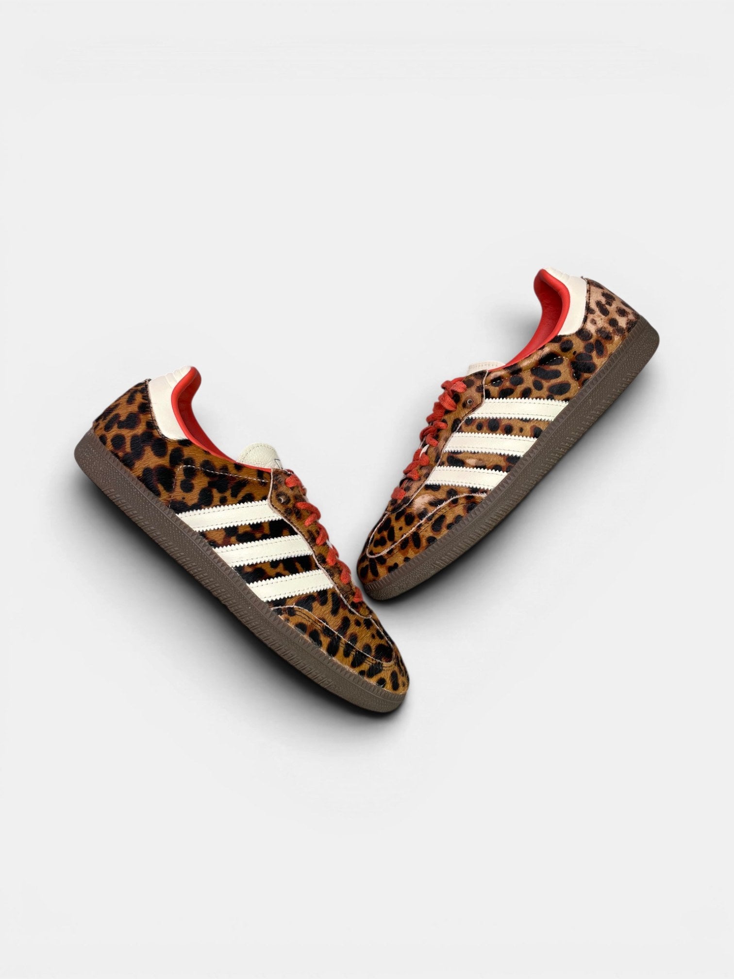 Adidas Samba — buty sportowe damskie w bardzo dobrym stanie rozmiar 40 2/3, para butów