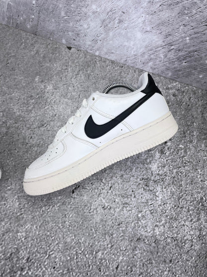 Nike Air Force 1 Low rozmiar 37.5