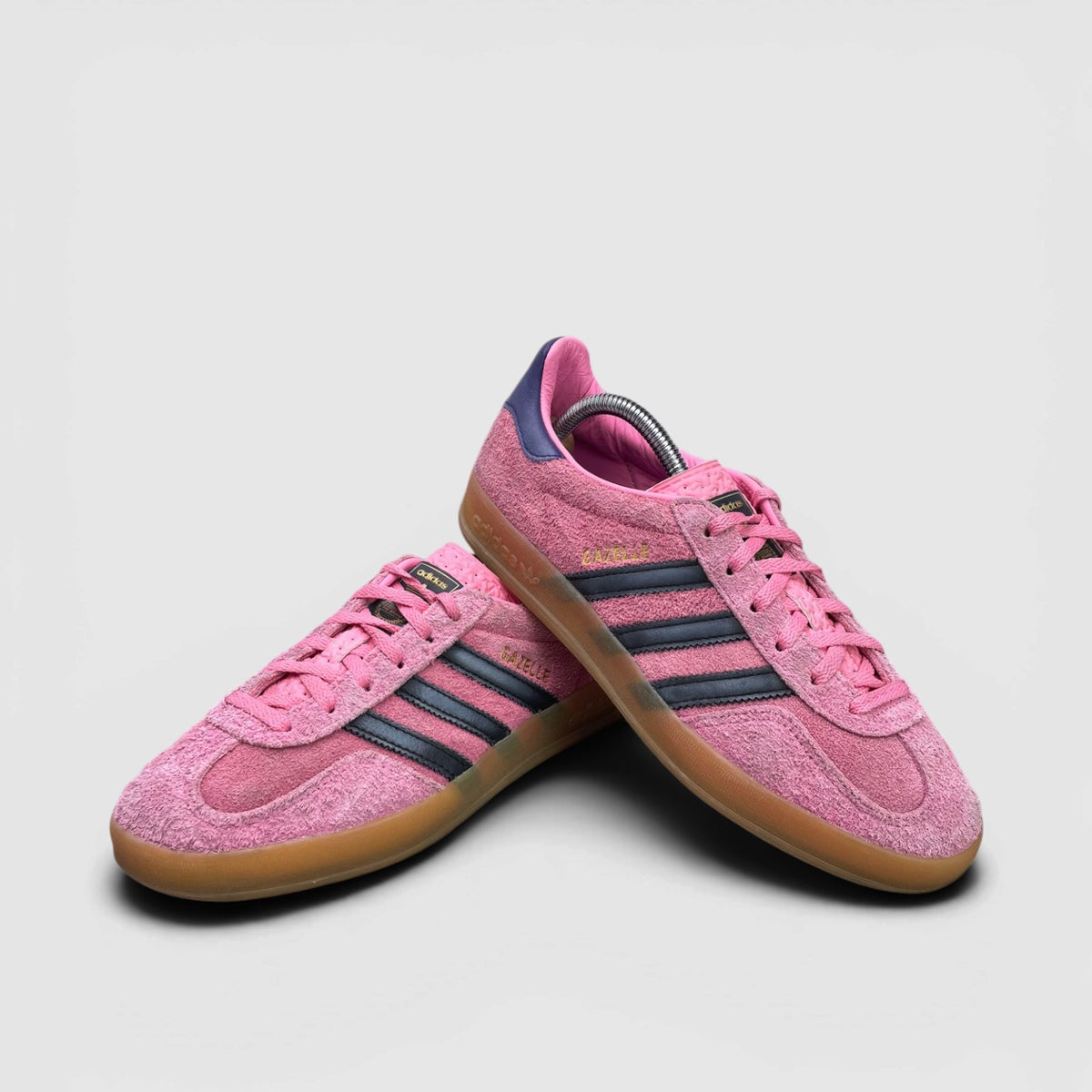 Adidas Gazelle Indoor Bliss Pink Purple — buty sportowe damskie w bardzo dobrym stanie rozmiar 39 1/3, para butów