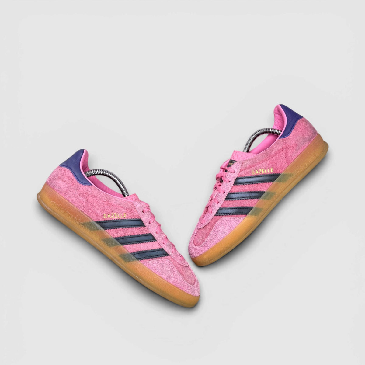 Adidas Gazelle Indoor Bliss Pink Purple — buty sportowe damskie w bardzo dobrym stanie rozmiar 39 1/3, para butów