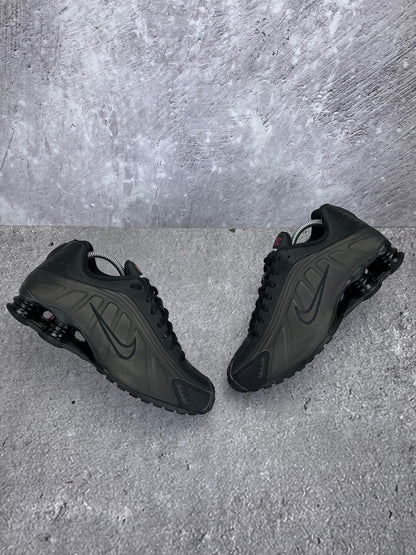 Nike Shox R4 rozmiar 42