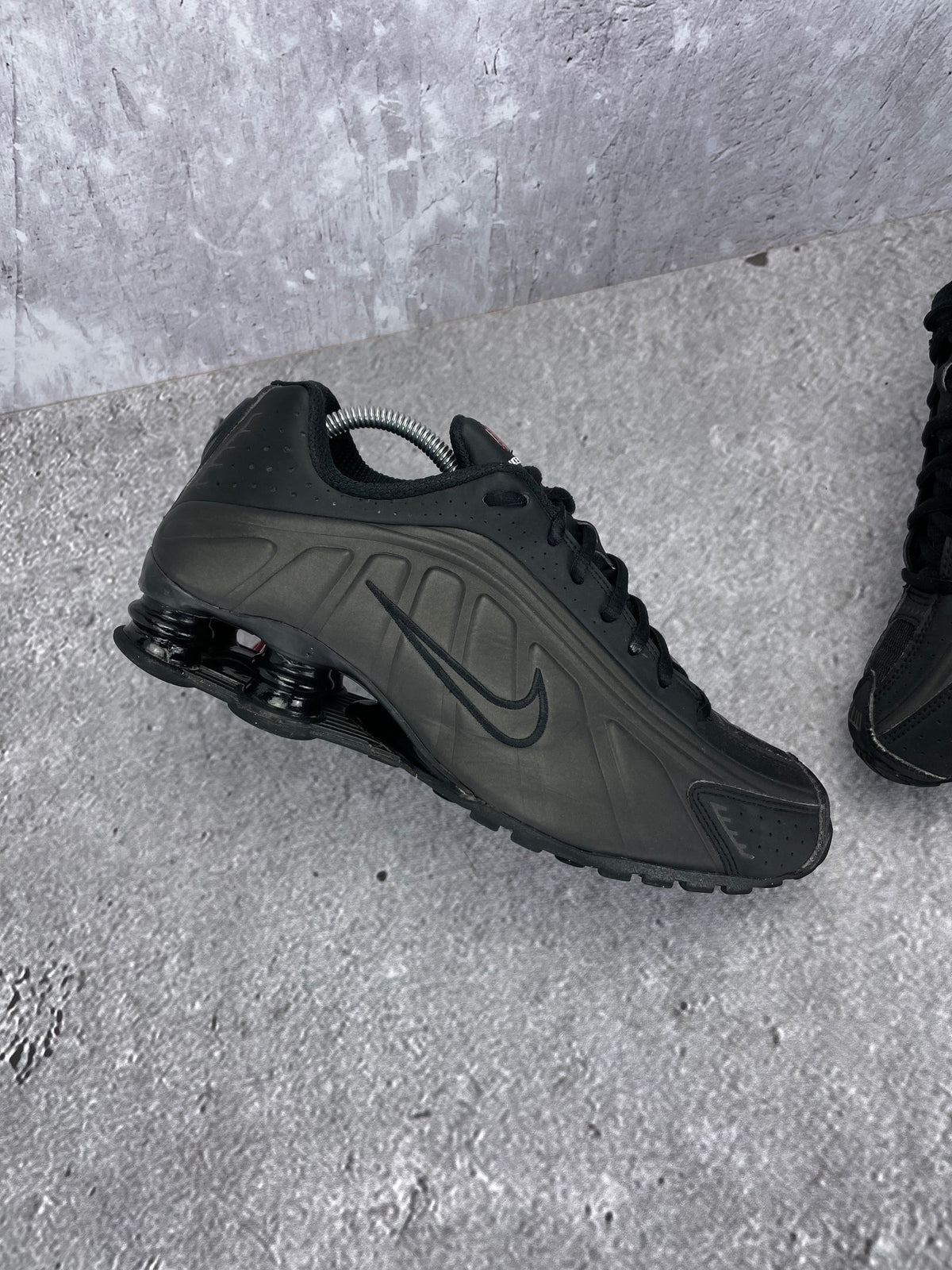 Nike Shox R4 rozmiar 42