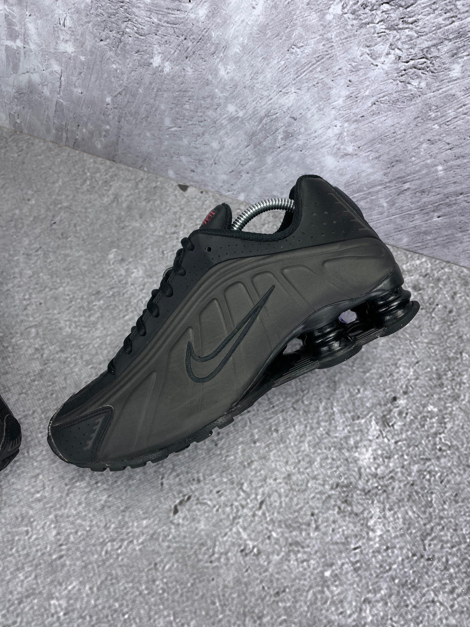 Nike Shox R4 rozmiar 42