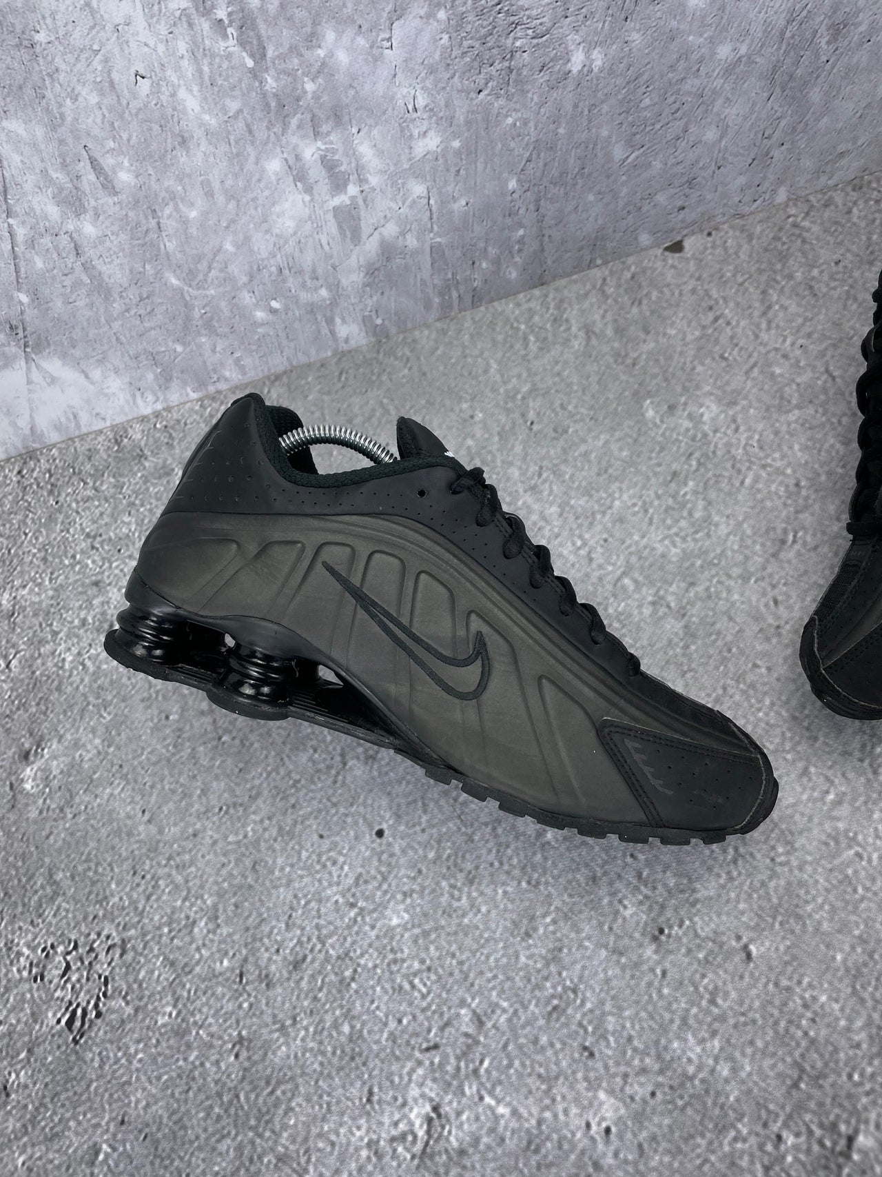 Nike Shox R4 rozmiar 42