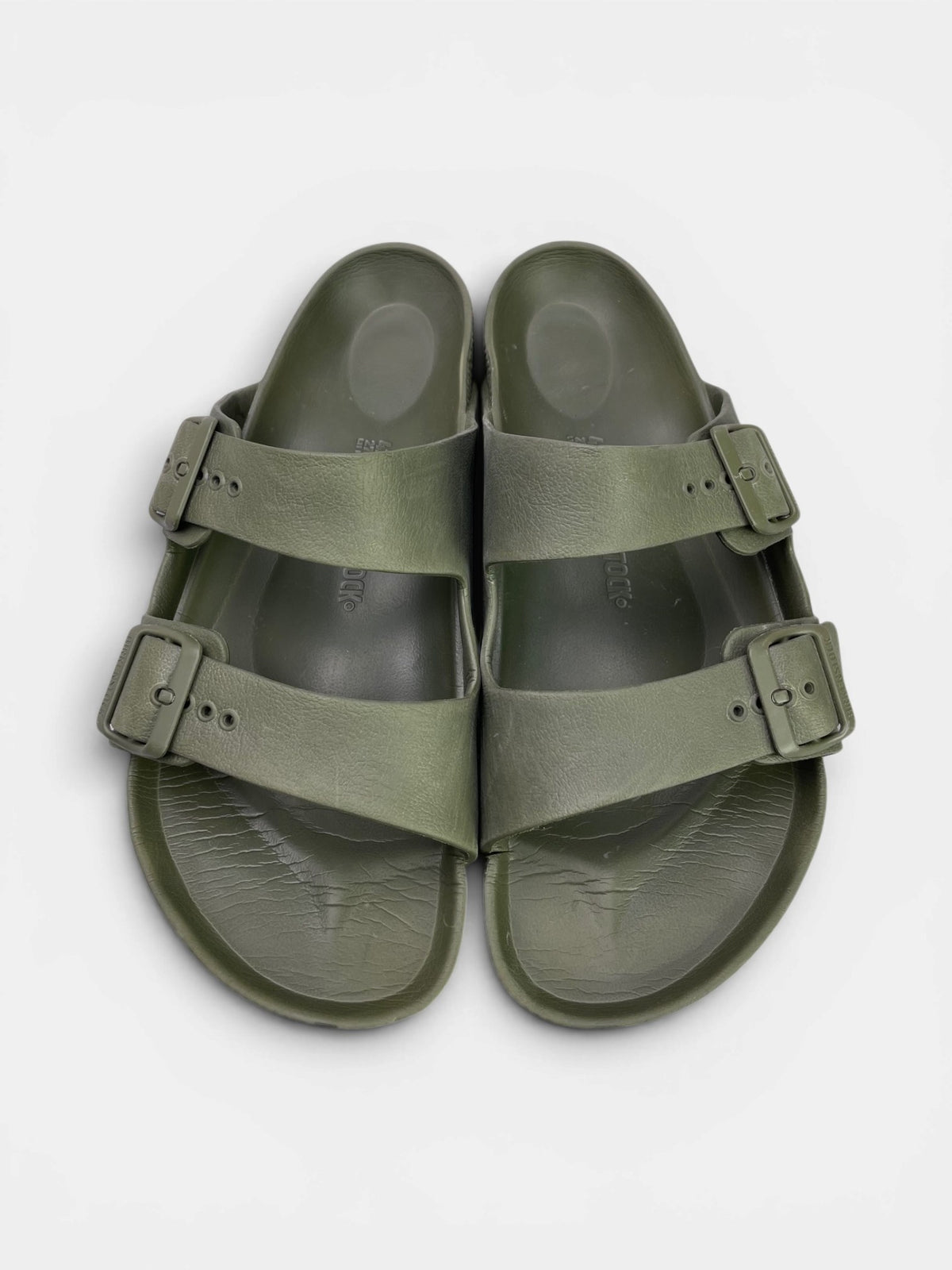 Birkenstock Arizona — klapki męskie w bardzo dobrym stanie rozmiar 42, widok z góry