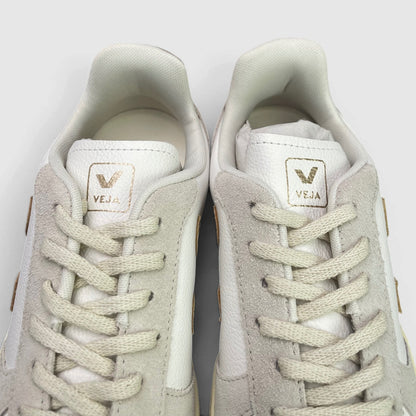 Veja Small V-10 — buty sportowe damskie nowe rozmiar 34, język buta