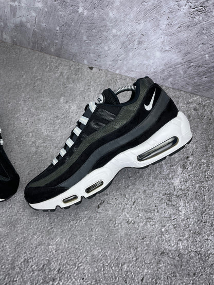 Nike Air Max 95 rozmiar 43