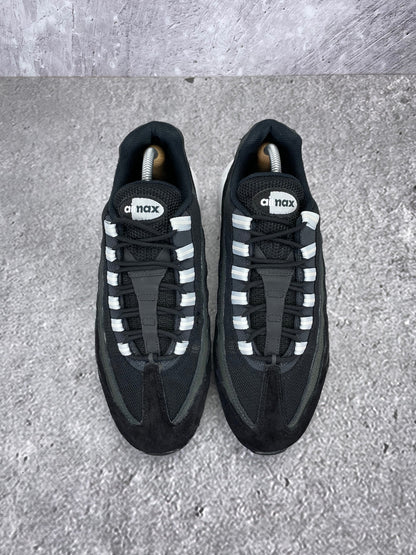 Nike Air Max 95 rozmiar 43