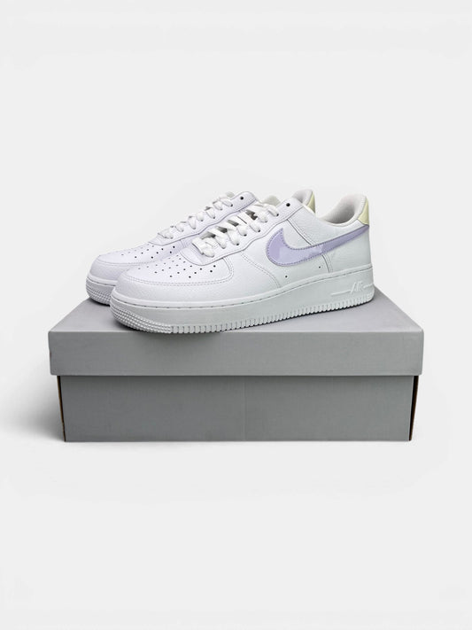 Nike Air Force 1 Low — buty sportowe damskie nowe rozmiar 42.5, pudełko oryginalne