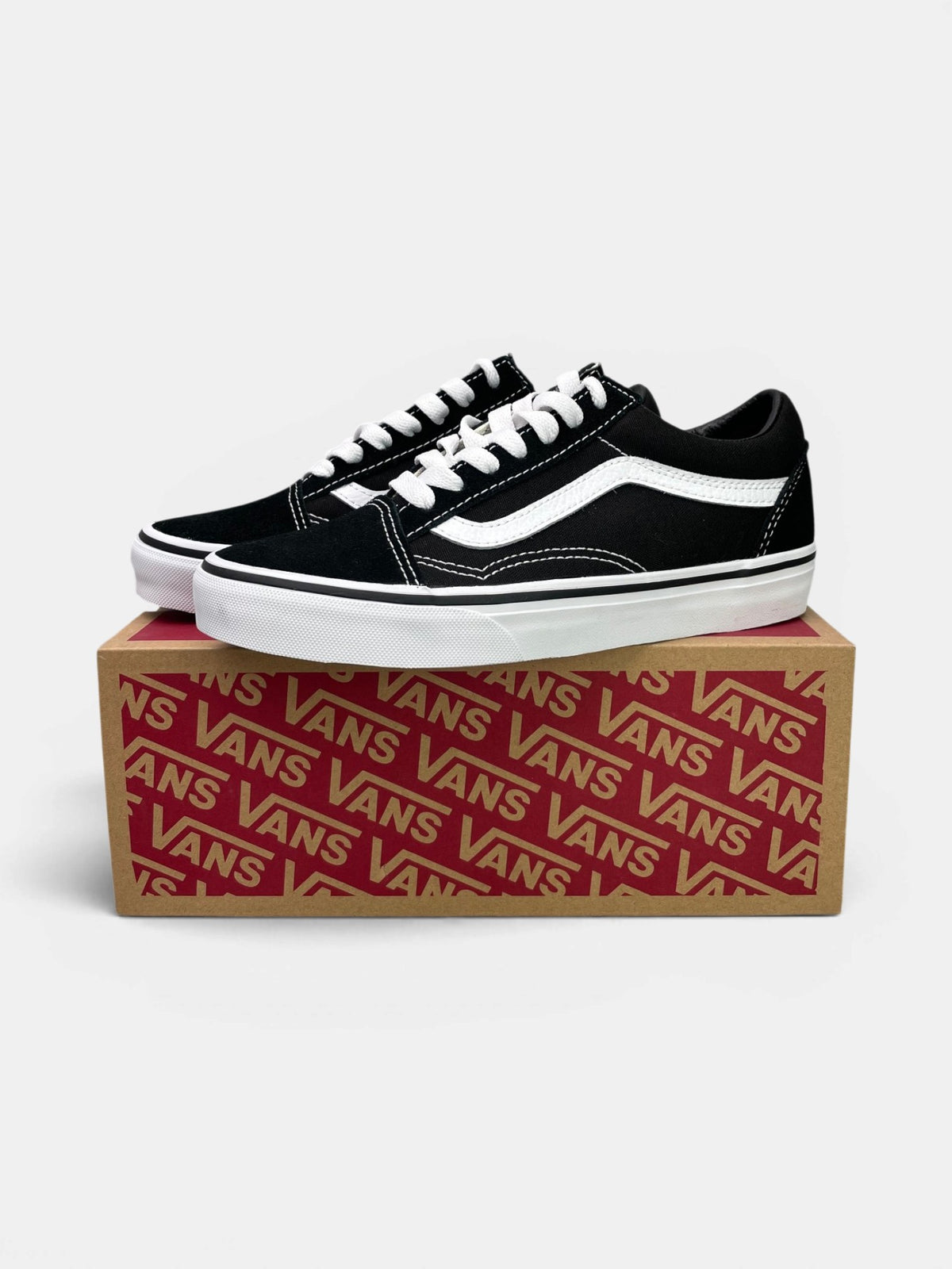 Vans Sneakers — buty sportowe damskie nowe rozmiar 35, para butów
