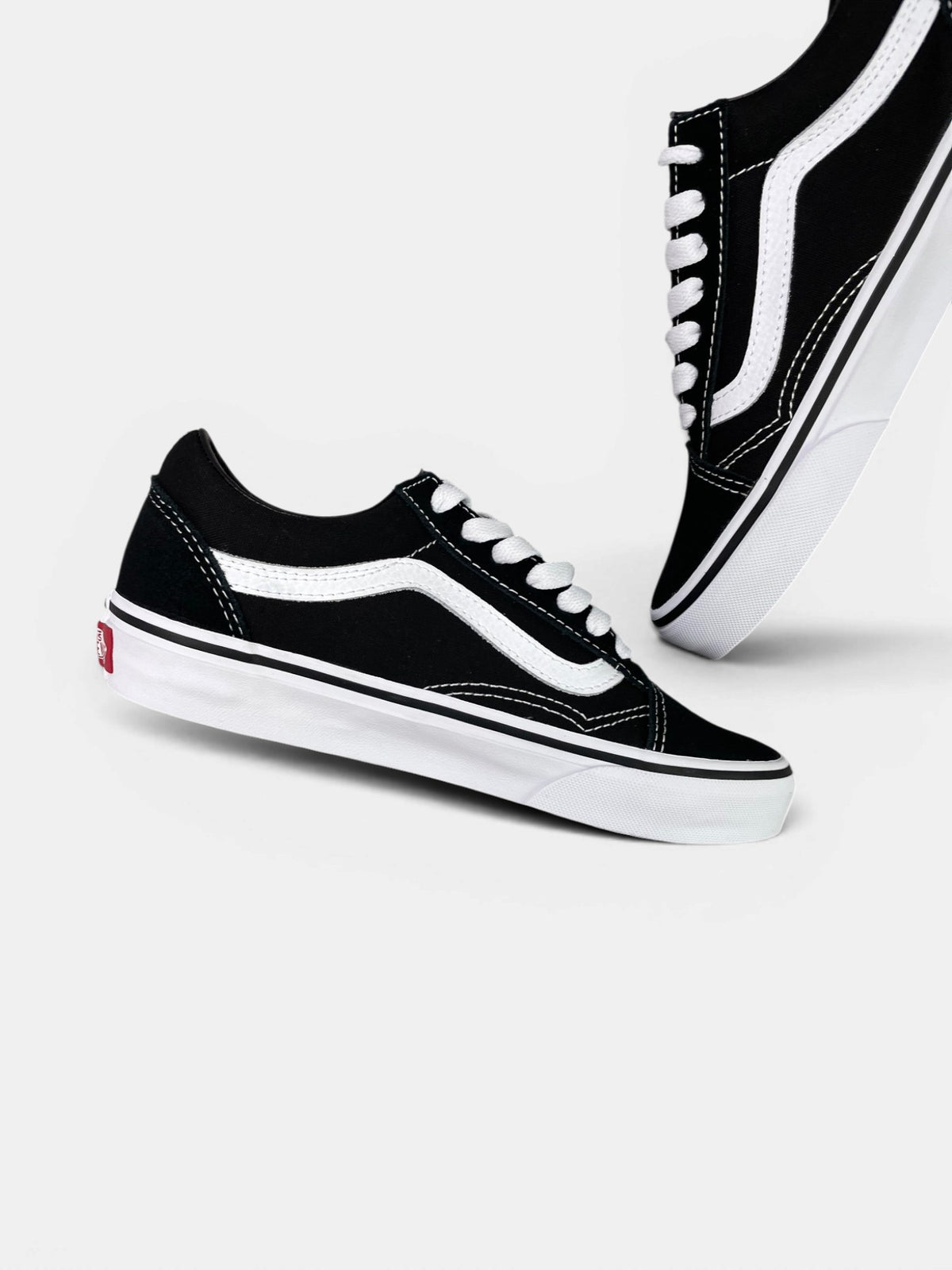 Vans Sneakers — buty sportowe damskie nowe rozmiar 35, boczny profil, lewa strona