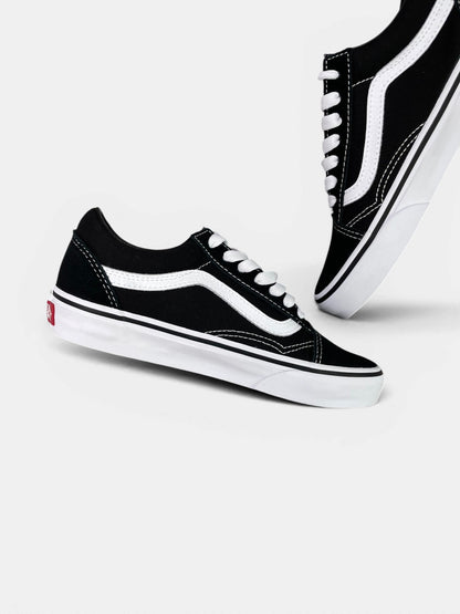 Vans Sneakers — buty sportowe damskie nowe rozmiar 35, boczny profil, lewa strona