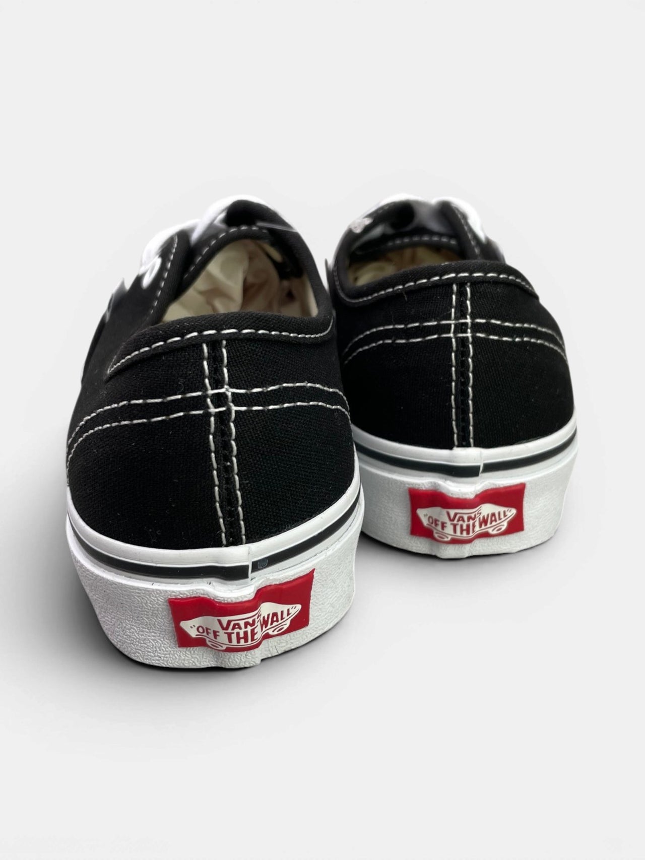 Vans Sneakers — buty sportowe damskie nowe rozmiar 34.5, widok z tyłu