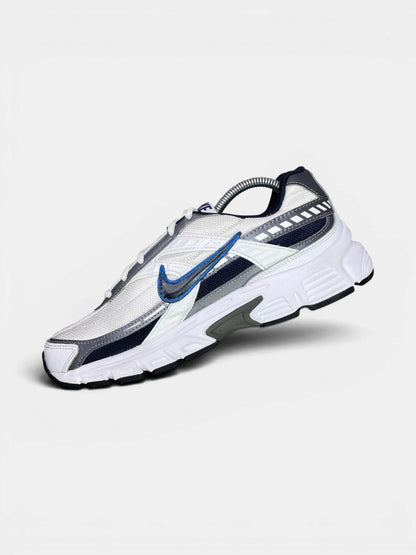Nike Initiator — buty sportowe męskie w bardzo dobrym stanie rozmiar 42, boczny profil, lewa strona