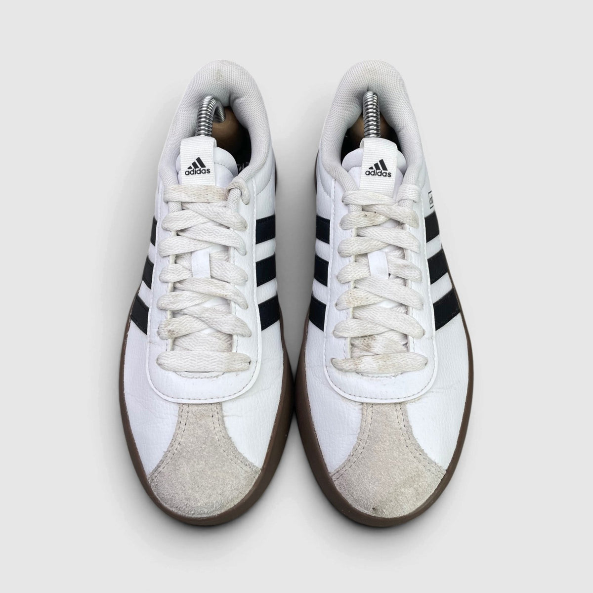 Adidas VL Court 3.0 — buty sportowe damskie w bardzo dobrym stanie rozmiar 38, widok z góry