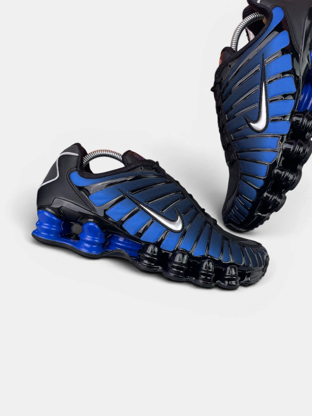 Nike Shox TL — buty sportowe męskie w bardzo dobrym stanie rozmiar 42, boczny profil, lewa strona
