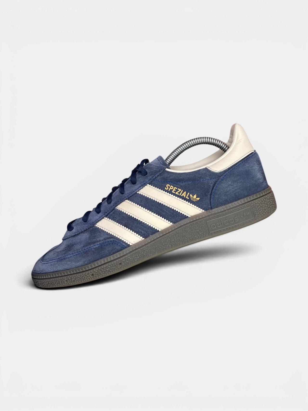 Adidas Spezial Night Indigo — buty sportowe męskie w bardzo dobrym stanie rozmiar 42 2/3, boczny profil, prawa strona