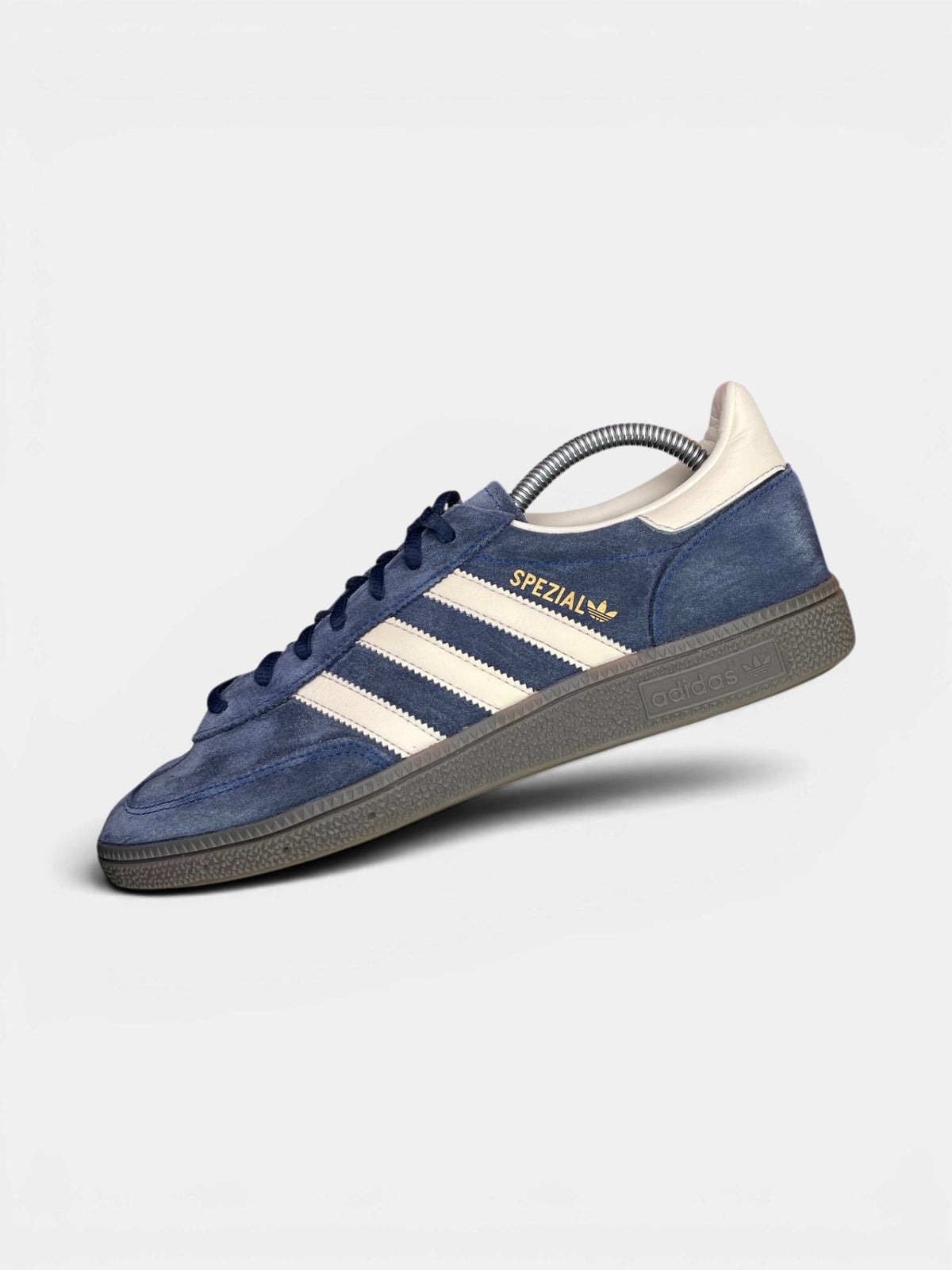 Adidas Spezial Night Indigo — buty sportowe męskie w bardzo dobrym stanie rozmiar 42 2/3, boczny profil, prawa strona