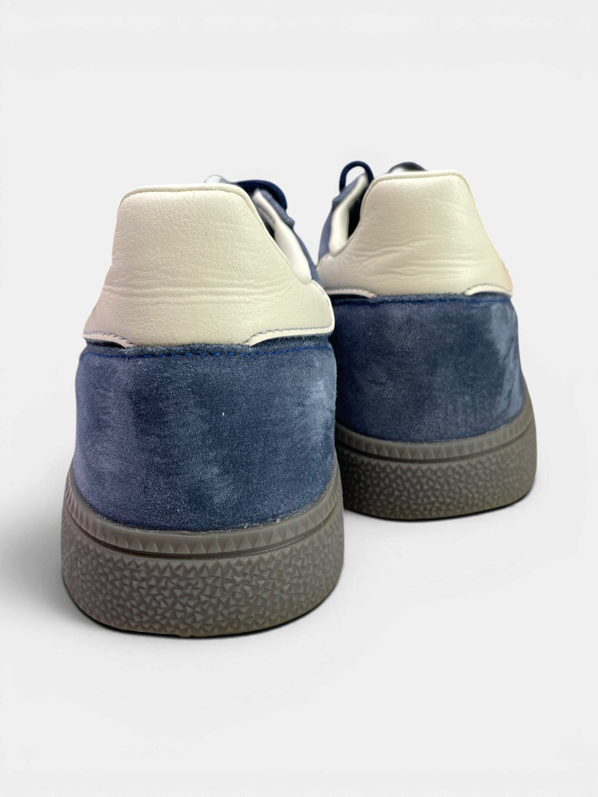 Adidas Spezial Night Indigo — buty sportowe męskie w bardzo dobrym stanie rozmiar 42 2/3, widok z tyłu