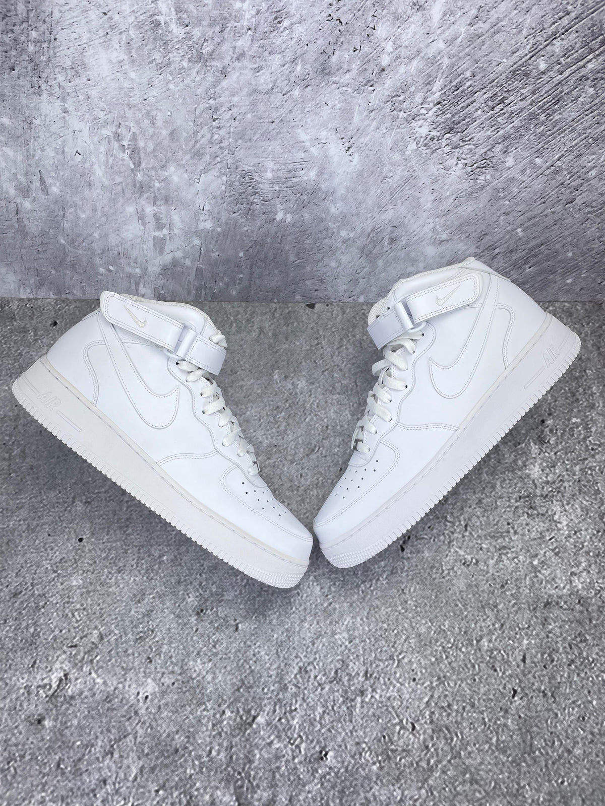 Nike Air Force 1 Mid rozmiar 46
