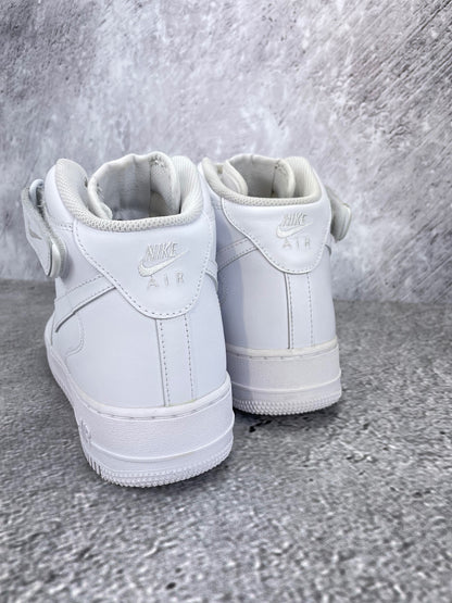 Nike Air Force 1 Mid rozmiar 46