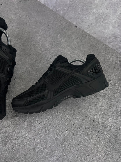 Nike Zoom Vomero 5 rozmiar 43