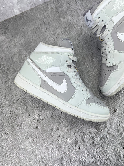 Nike Air Jordan 1 Mid rozmiar 39