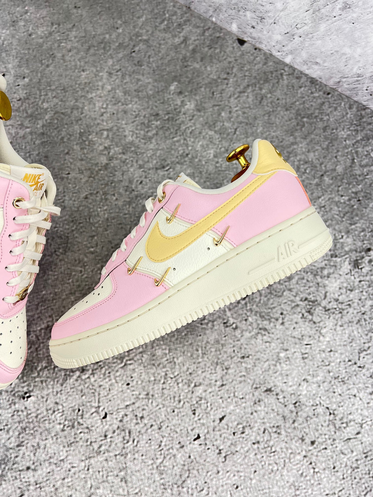 Nike Air Force 1 Low rozmiar 39