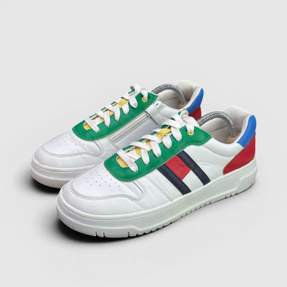 Tommy Hilfiger Flag Low Cut Lace-Up — buty sportowe damskie w bardzo dobrym stanie rozmiar 39, para butów