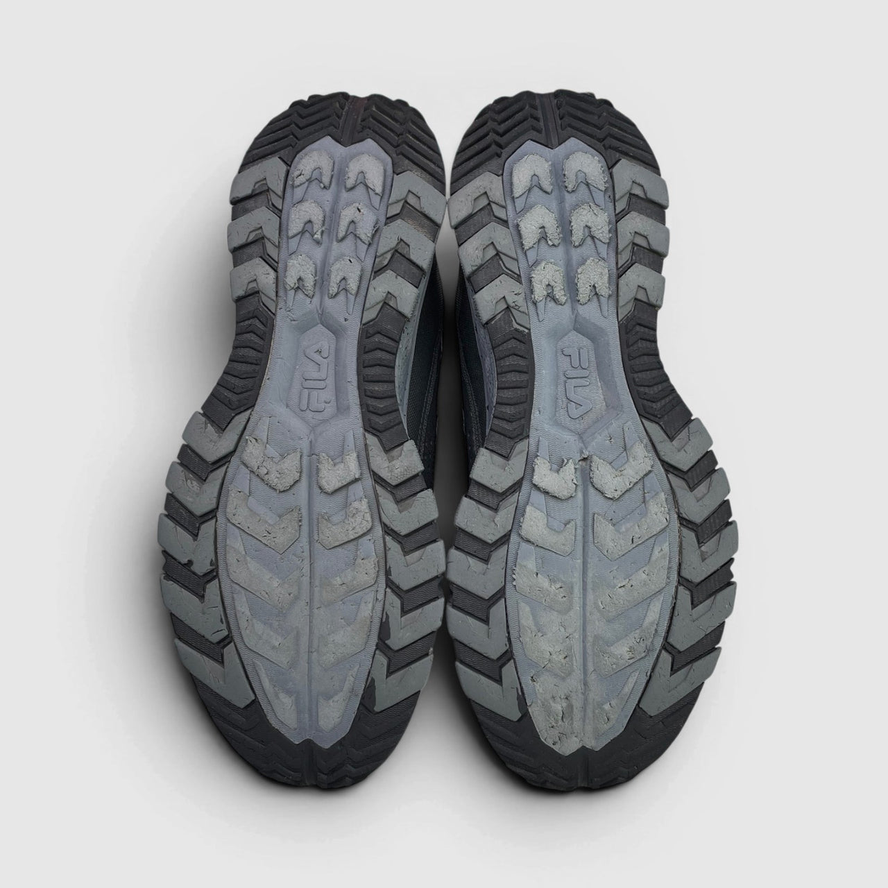 Fila Firetrail Evo — buty sportowe męskie w bardzo dobrym stanie rozmiar 41, podeszwa