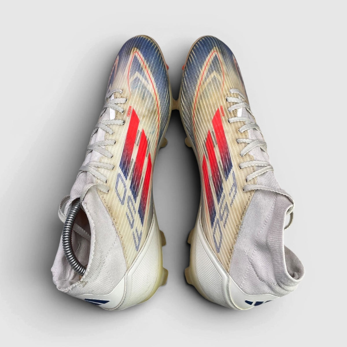 Adidas F50 League Mid-Cut FG/MG, buty sportowe męskie w zadowalającym stanie rozmiar 45 1/3, widok z góry