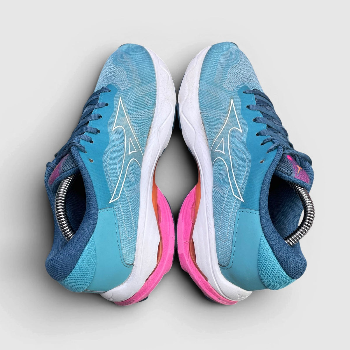 Saucony Wave Ultima I4 — buty sportowe damskie w bardzo dobrym stanie rozmiar 38.5, widok z góry